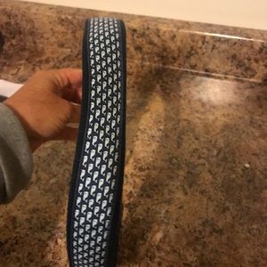Boys size 26” vineyard vines club belt